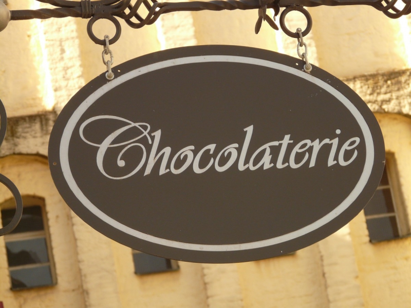 chocolaterie-CHATEAUVIEUX-min_cafe_shield_chocolaterie_samurai_gasthof_eat-1360721